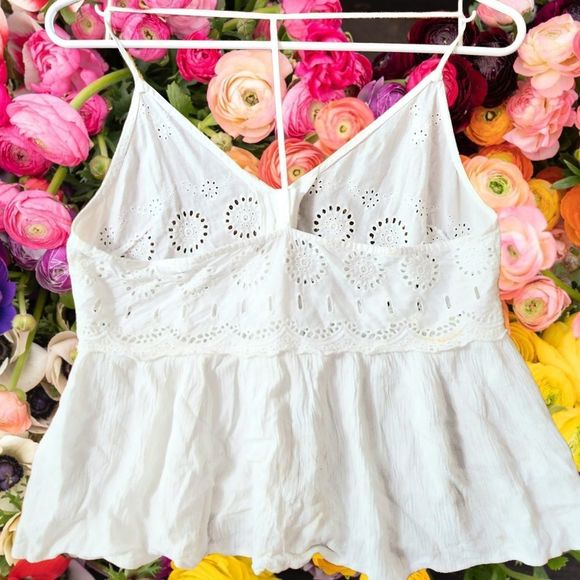 Forever 21 White Eyelet Babydoll Tank - Picture 3 of 4